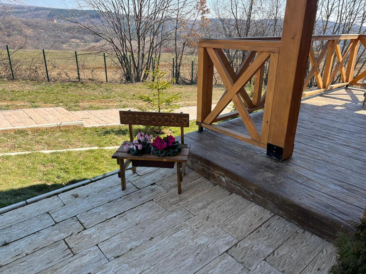 Apartmani Joka I Drvene Kucice Врдник Экстерьер фото
