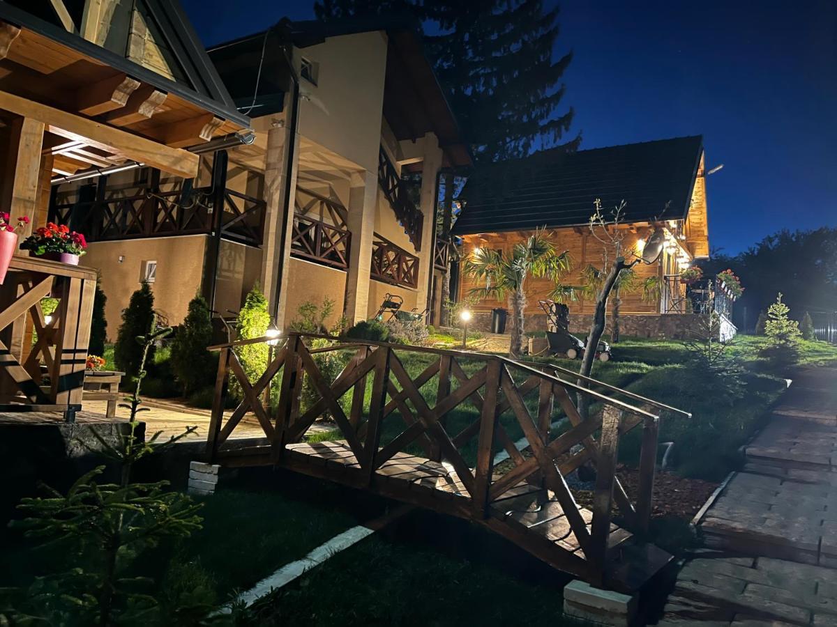 Apartmani Joka I Drvene Kucice Врдник Экстерьер фото
