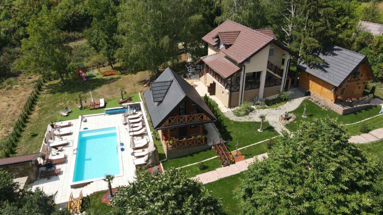 Apartmani Joka I Drvene Kucice Врдник Экстерьер фото